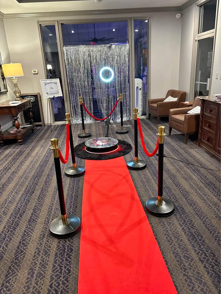 Start a Photo Booth Rental Business on the Side