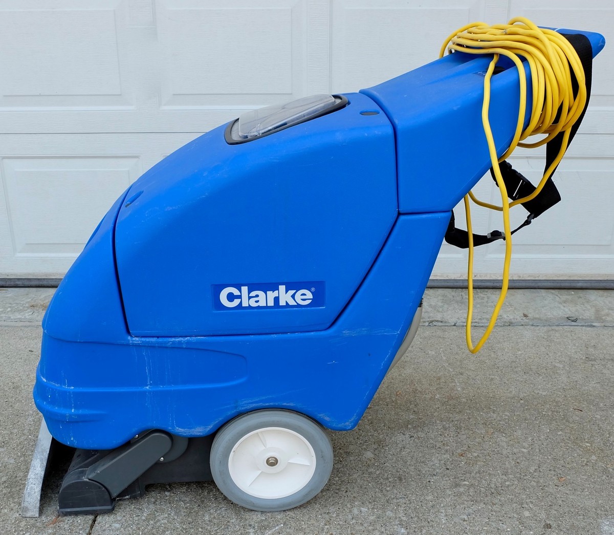 Rent a Carpet Cleaner Near You