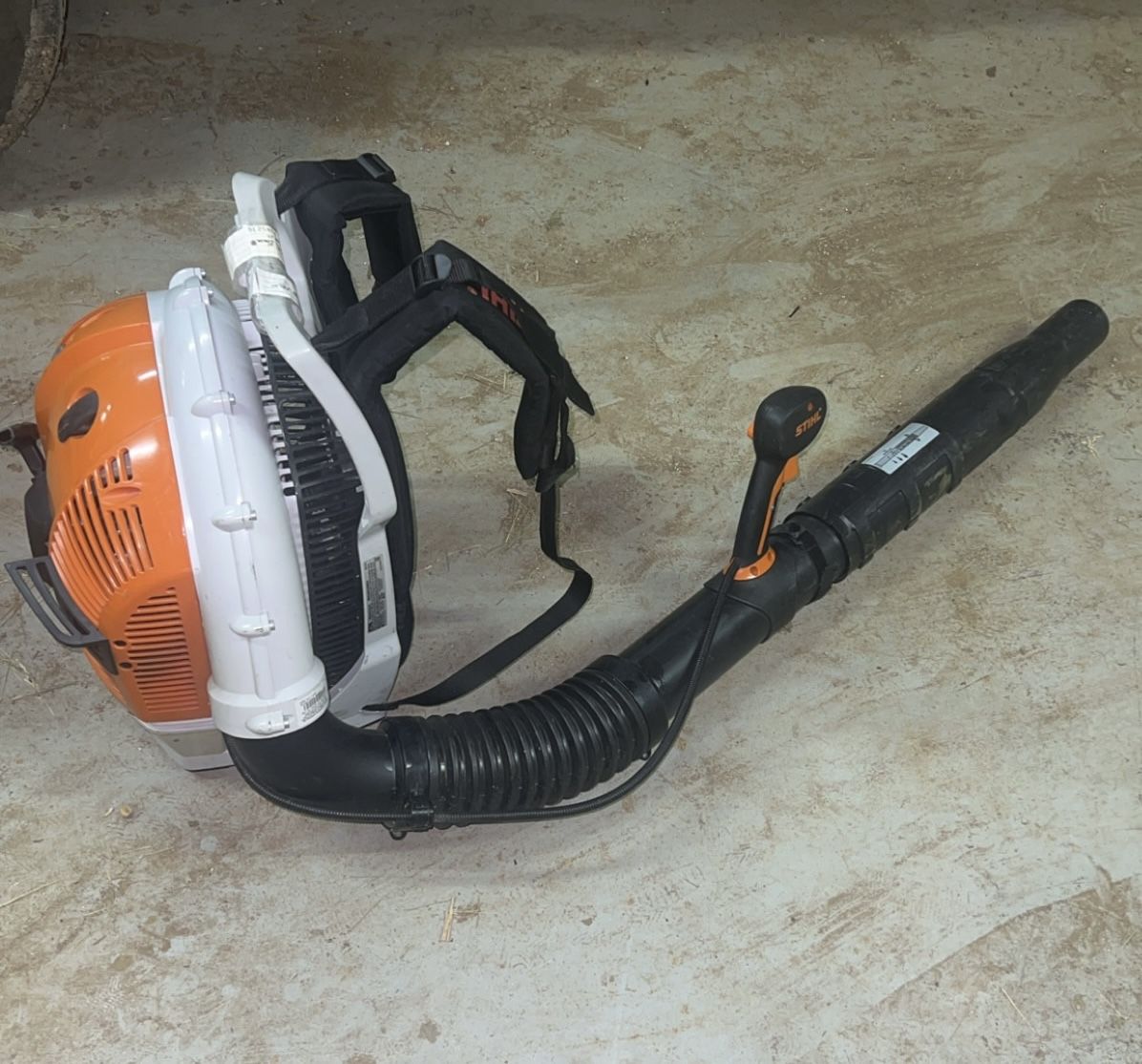 Leaf Blower Side Hustle: Cash In Every Fall